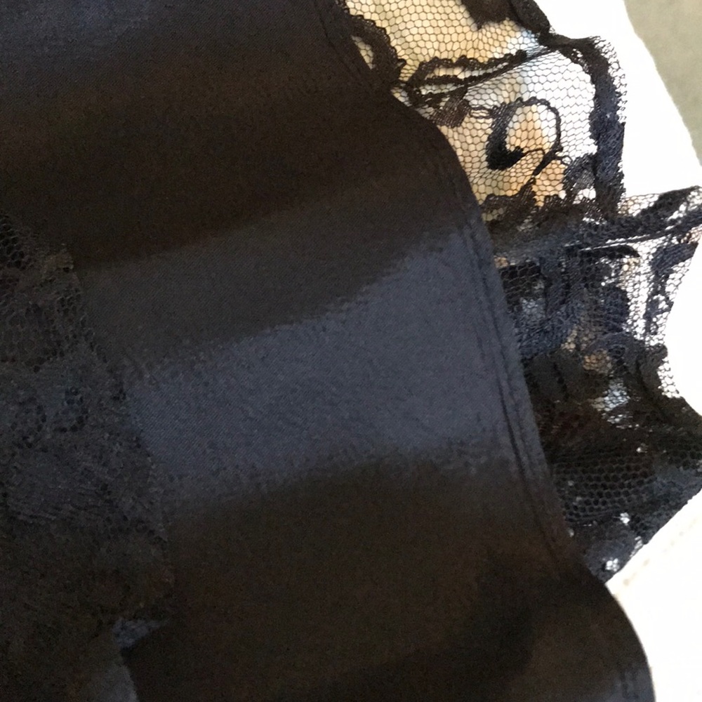 Dress - Picture 6 of 7